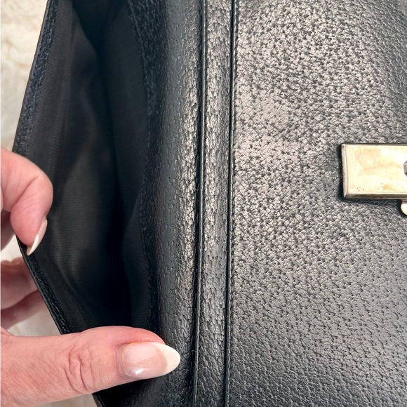 GUCCI Black Lambskin Trifold Long Wallet with Silver G Clasp Vintage - Picture 11 of 13